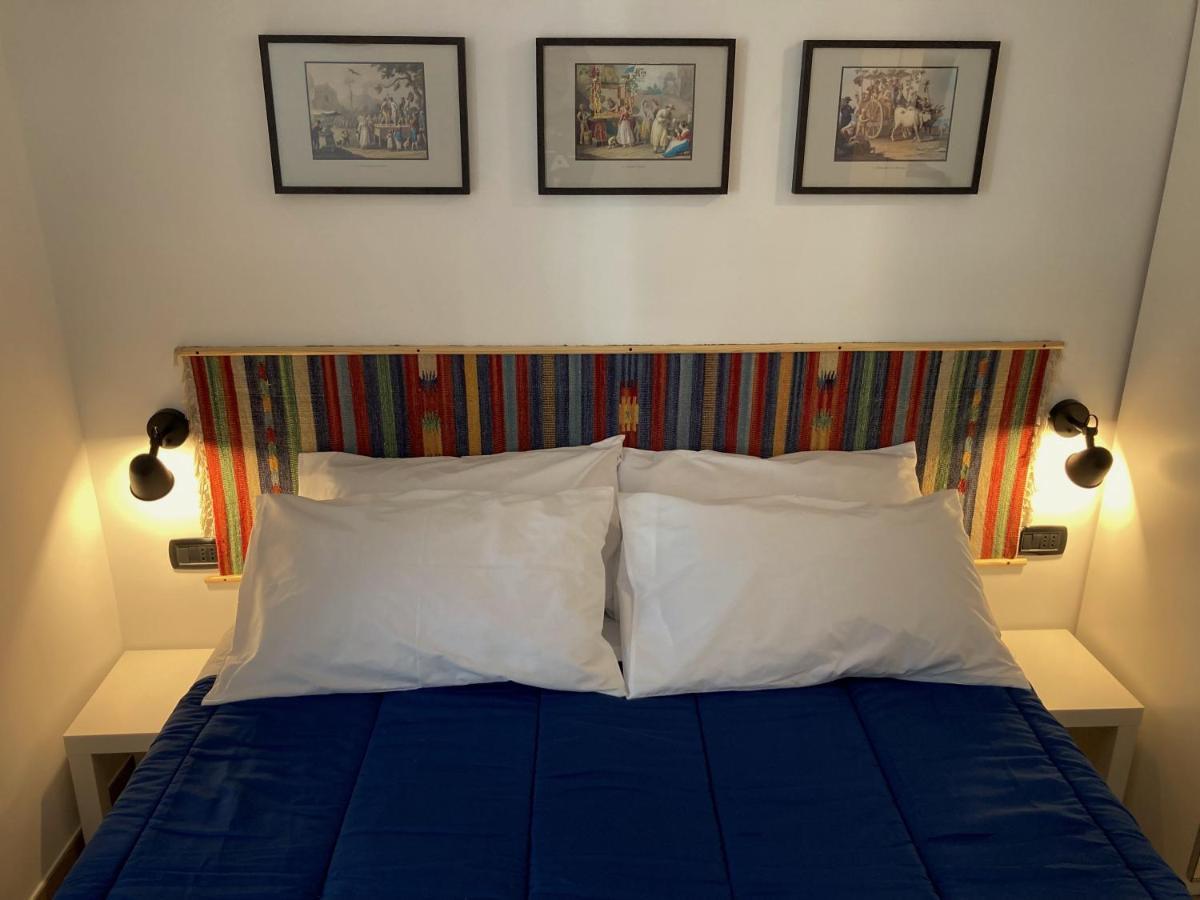 La Casa Blu Nel Cuore Storico Di Napoli Ngoại thất bức ảnh